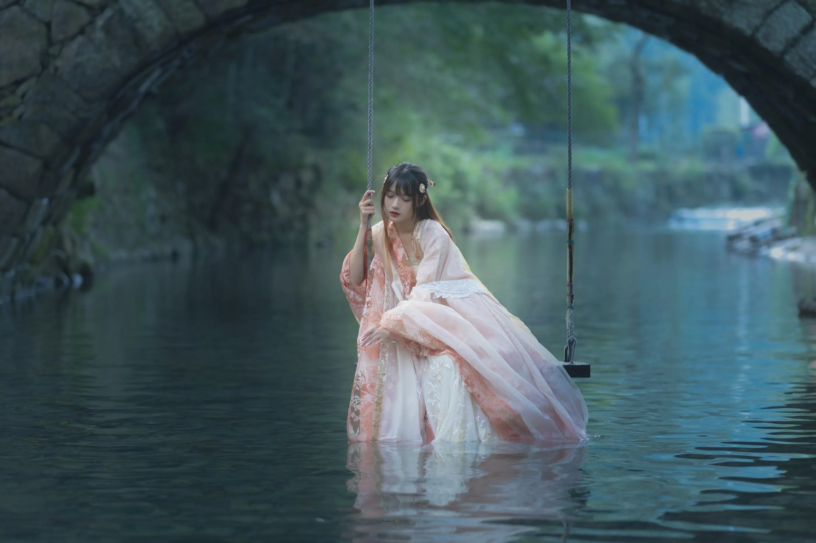 [YITUYU艺图语]2022.07.09 烟雨江南 兔子Zzz不吃胡萝卜 [27P]插图6